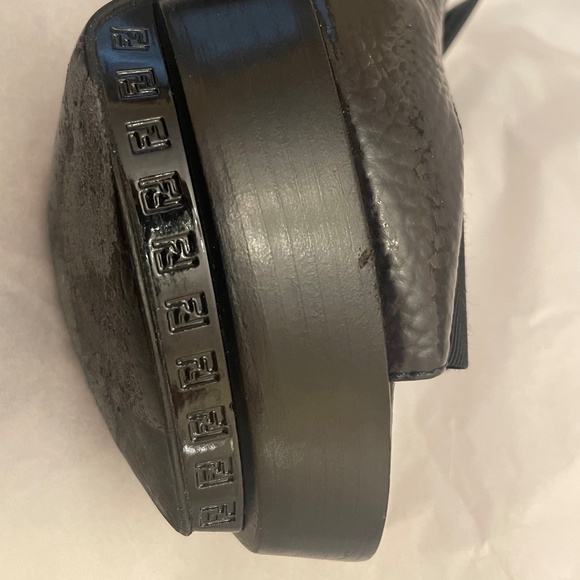 Fendi Logo Platform Peep-Toe Heels 38.5 Leather Bow Details Gold FF Buckle - Picture 5 of 16